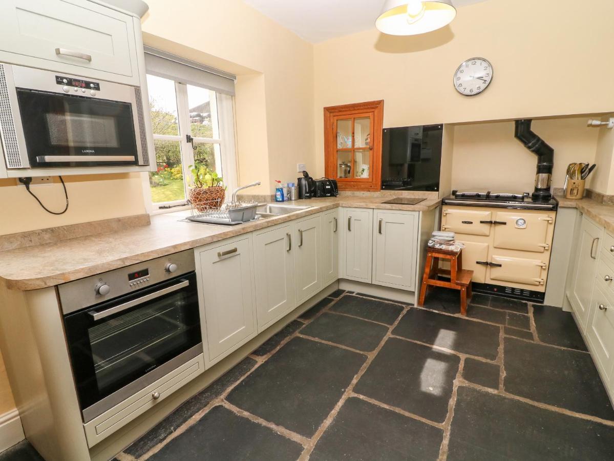 Waingate Cottage Cark Экстерьер фото